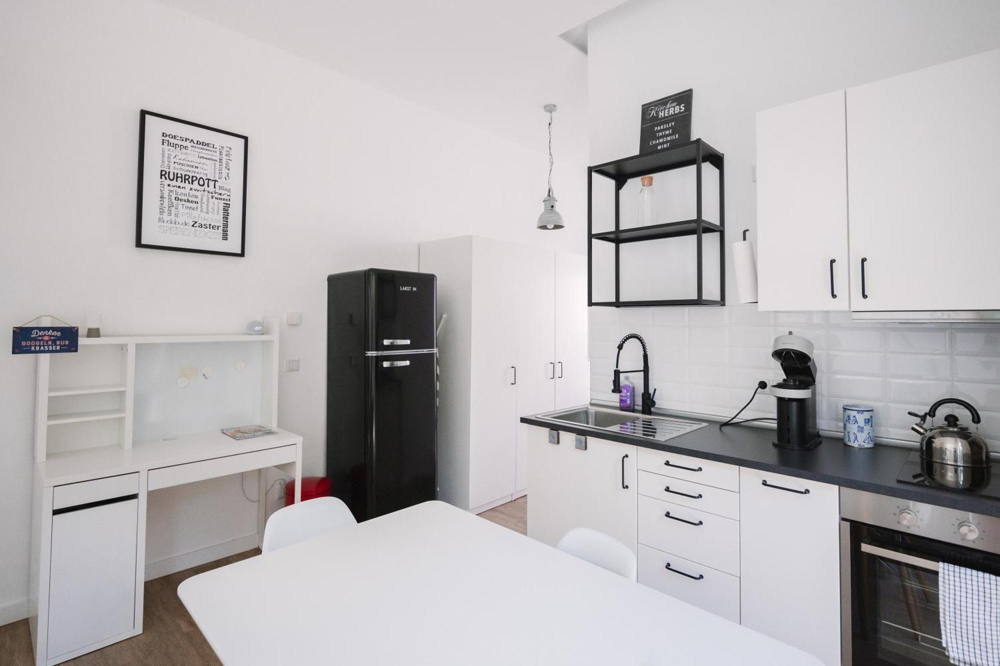 Schoene, Moderne Wohnung Mit Grosszuegiger Terasse Essen Zewnętrze zdjęcie